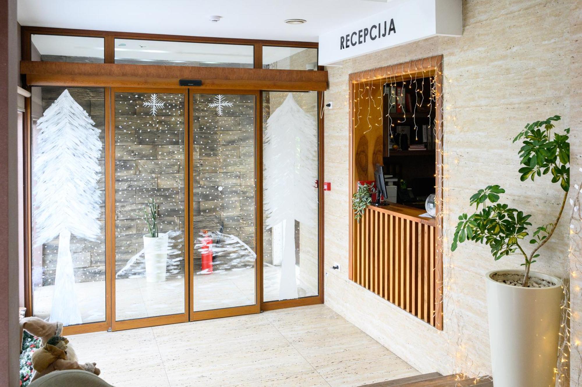 Mv Monogram Hotel Indija Exterior foto